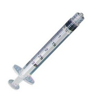 Jeringa Esteril Desechable Dl 3 ml Con Aguja 22x32 mm negra